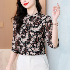 批发2025秋季新款碎花减龄洋气百搭舒适<b class='q'>中袖</b>雪纺小衫
