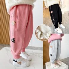 批发<b class='q'>儿童</b>裤子宝宝秋冬加绒休闲裤女童小熊高腰加厚外穿长裤小童一体绒