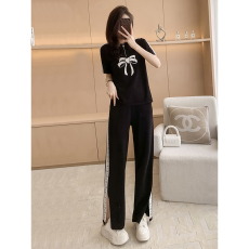 批发<b class='q'>欧洲站</b>气质高级感蝴蝶刺绣针织衫<b class='q'>套装</b>夏季新款时髦阔腿裤两件套女