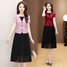 批发实拍 2026夏季新款蕾丝短袖<b class='q'>连衣裙</b>假两件收腰透气显瘦洋气