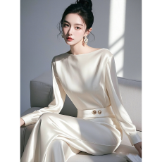 批发2026春夏搭配一整套轻奢高级感女人味气质小香风缎面衬衫<b class='q'>裤</b>子套<b class='q'>装</b>