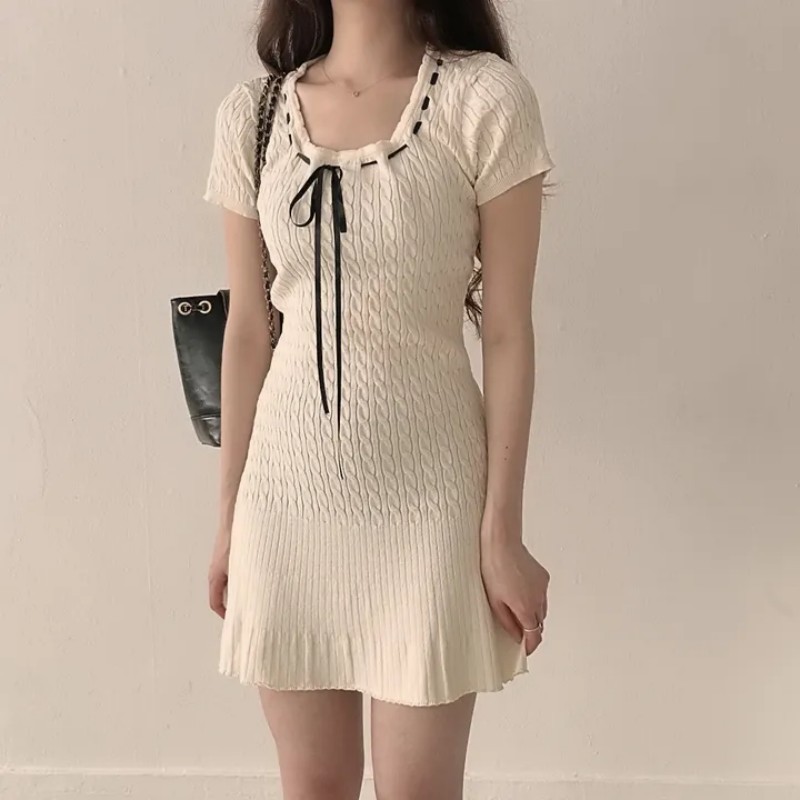 지금 재고 있음 한국 chic 광장 칼라 달콤함 프랑스식 꽈배기 몸매 가꾸기 니트 원피스 부드러운 바람 슬림해 보이는 품격 드레스