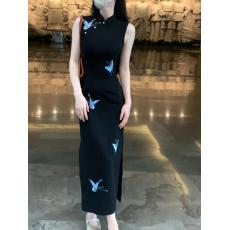 批发<b class='q'>复古</b>馆新中式国风蝴蝶改良旗袍无袖气质显瘦长款黑色连衣裙