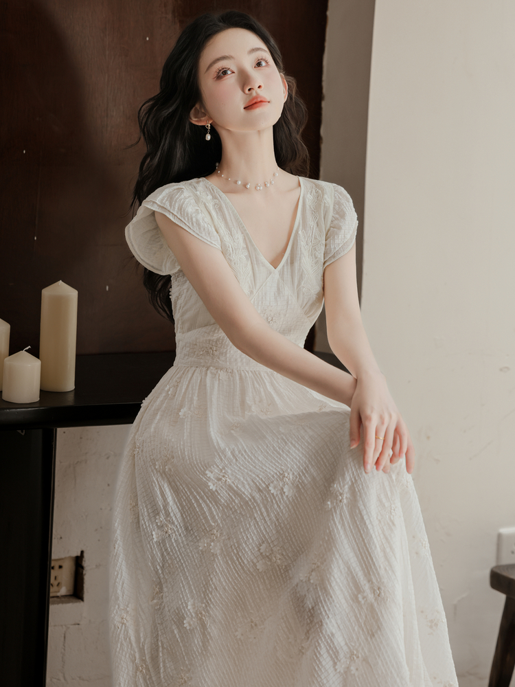 실사 프랑스식 낭만주의 부드러운 빛 웨딩 드레스 3 차원 자수 휴가 드레스
