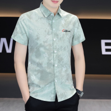 批发新款短袖衬衫男装时尚潮流韩版修身男士衬衣青少年休闲上衣刺绣花