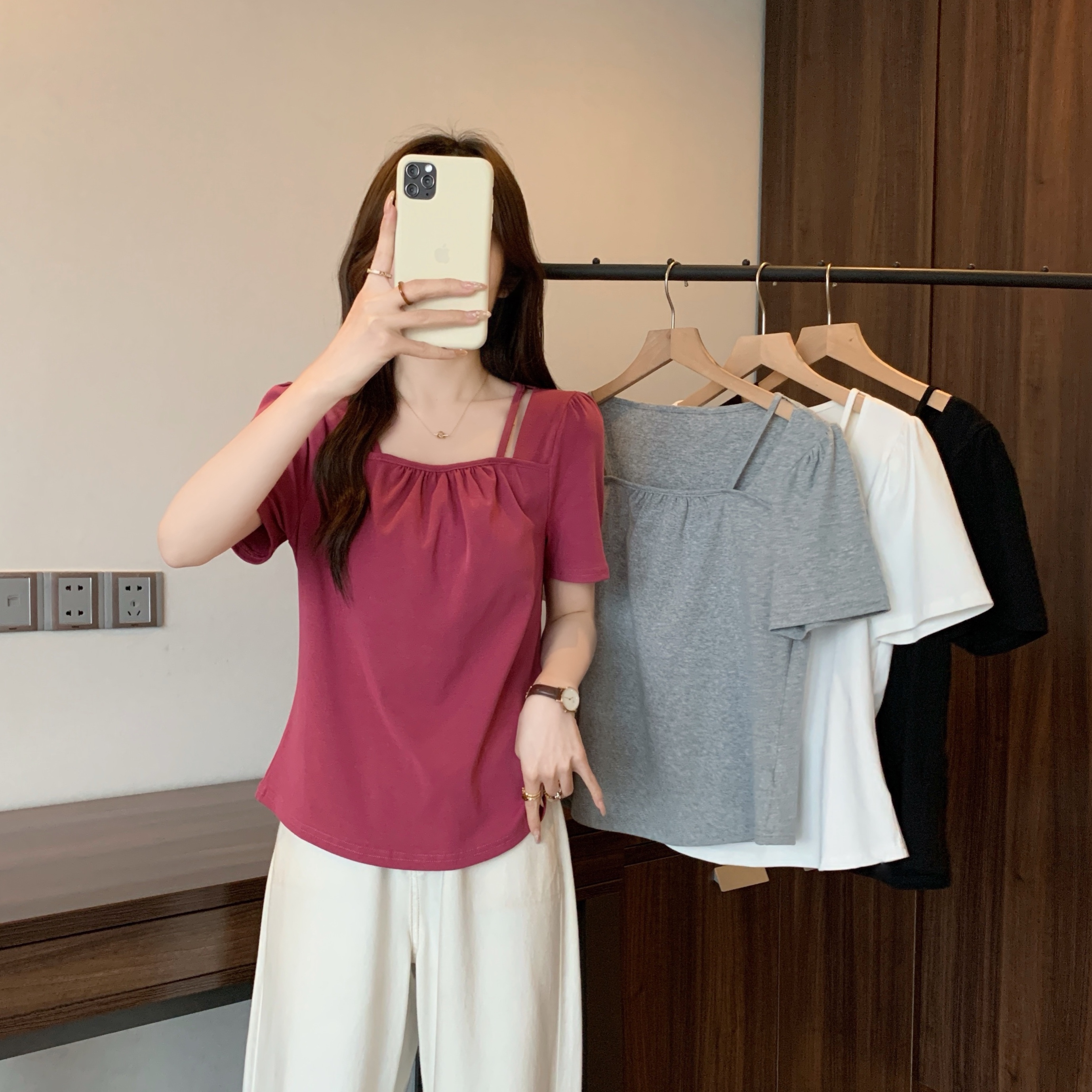 RY462# 实拍2026夏装新款胖mm大码女方领褶皱短袖t恤设计感正肩显...