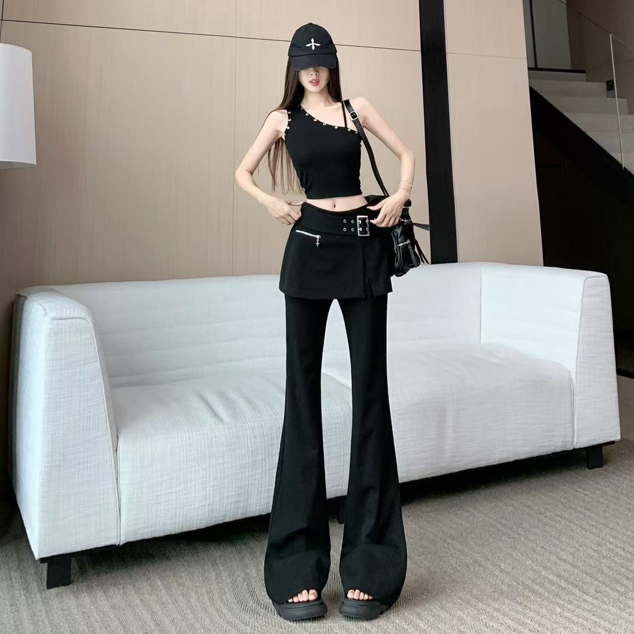 패션 핫걸 치마 부츠컷 바지 여성 2026 봄 새로운 디자인 센스 방귀 커튼 하이웨이스트 루즈핏 슬림해 보이는 바닥 청소 바지