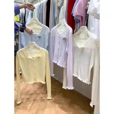 批发十三行春季小木耳边立体花朵胸针针织衫温柔风长袖开衫短款糖果色