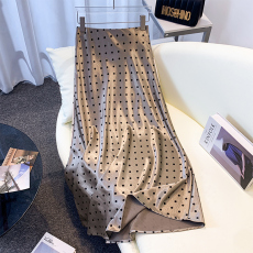 批发实拍春<b class='q'>夏</b>胖MM大码新款韩系温柔风遮跨显瘦醋酸缎波点半身裙