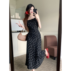 批发实拍 实价 40支纯棉210克92棉/8氨纶 <b class='q'>连衣裙</b>女碎花长款