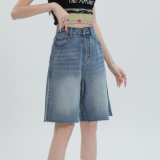 批发复古蓝牛仔短裤女夏季新款2026年新款百搭高腰显瘦宽松直筒裤子