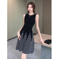 批发天猫抖音质量2026年夏季无袖针织<b class='q'>连衣裙</b>女内搭收腰A字裙背心短裙