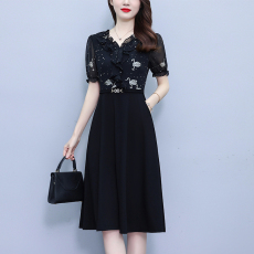 批发印花连衣裙女2026年新款夏季韩版修身短袖中年<b class='q'>妈妈</b>装中长款<b class='q'>裙子</b>