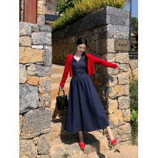 批发实拍2025春夏新款韩系文艺碎花吊带裙法式复古＋红色开衫外套装