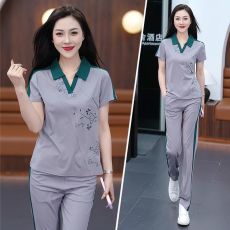 批发网红多巴胺时尚休闲套装女2026夏季减龄显瘦气质短袖<b class='q'>运动服</b>两件套