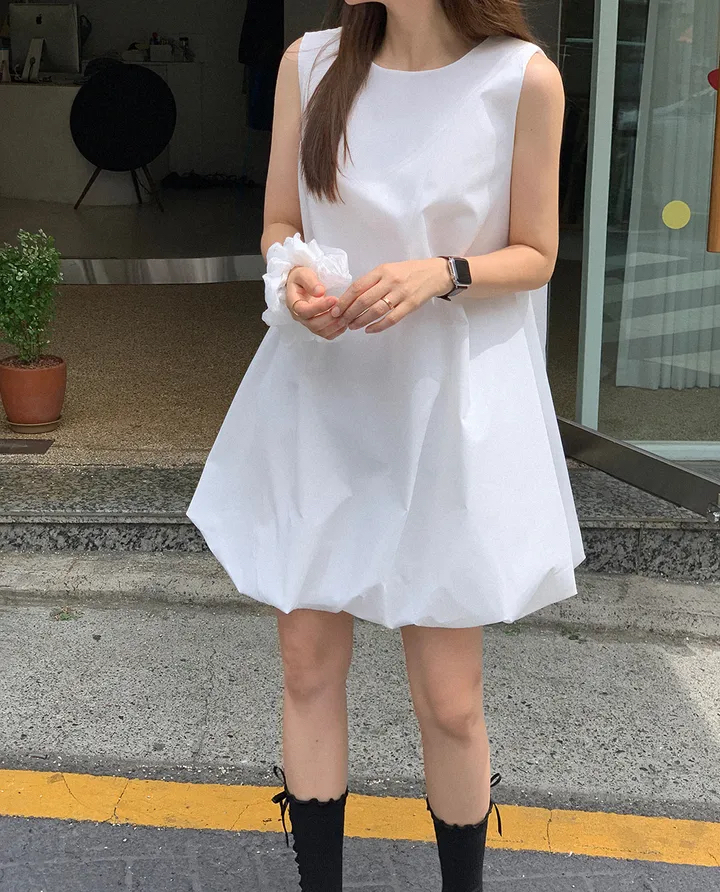 INS 韩版休闲百搭复古气质圆领无袖背心连衣裙女
