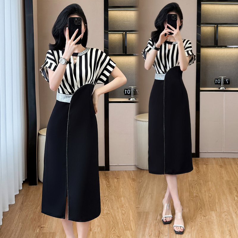 FA14186# 大码女装夏季新款小众设计感醋酸缎条纹撞色拼接显瘦连衣裙 服裝批發女裝批發服飾貨源