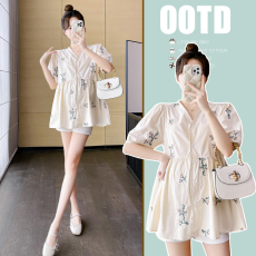 批发实拍2025新款孕妇韩版V领刺绣娃娃衫上衣+托腹短裤两件套