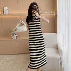 批发法式茶歇复古条纹冰丝背心针织裙夏时尚气质百搭小心机遮肉<b class='q'>连衣裙</b>