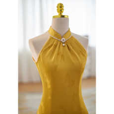 批发黄色<b class='q'>旗袍</b>2026新款女夏改良年轻款少女高端气质连衣裙性感挂脖无袖