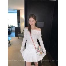 批发<b class='q'>自由</b><b class='q'>呼吸</b>感 少女蕾丝打底衫一字肩百搭显瘦两穿镂空白上衣