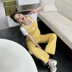 批发多巴胺甜酷美式复古黄色牛仔<b class='q'>背带裤</b>女夏装韩版宽松高腰直筒阔腿裤