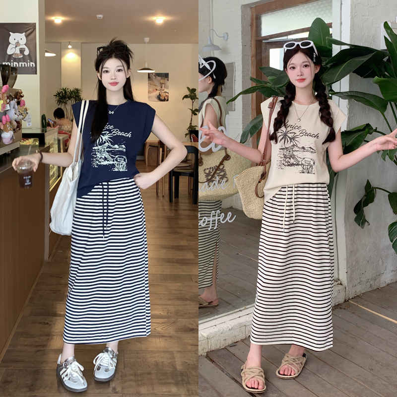 MY7308# 实拍现货夏季新品大码女装胖MM宽松显瘦上衣+条纹半身裙两件...