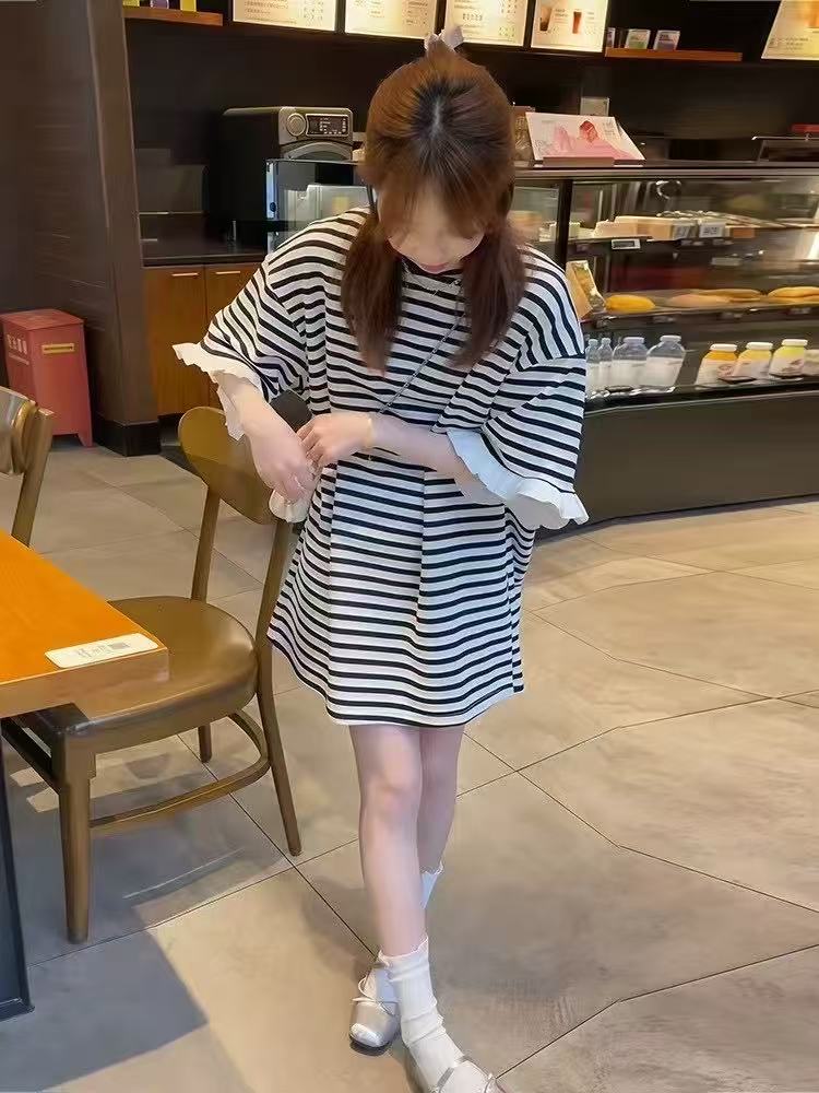MY3258# 新款慵懒风洋气减龄蕾丝拼接设计感小众显瘦遮肉条纹T恤女裝貨源服裝批發