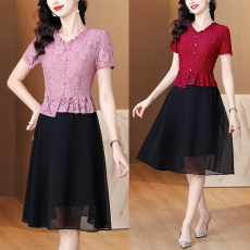 批发实拍 2026夏季新款大码短袖蕾丝拼接<b class='q'>连衣裙</b>气质中长款