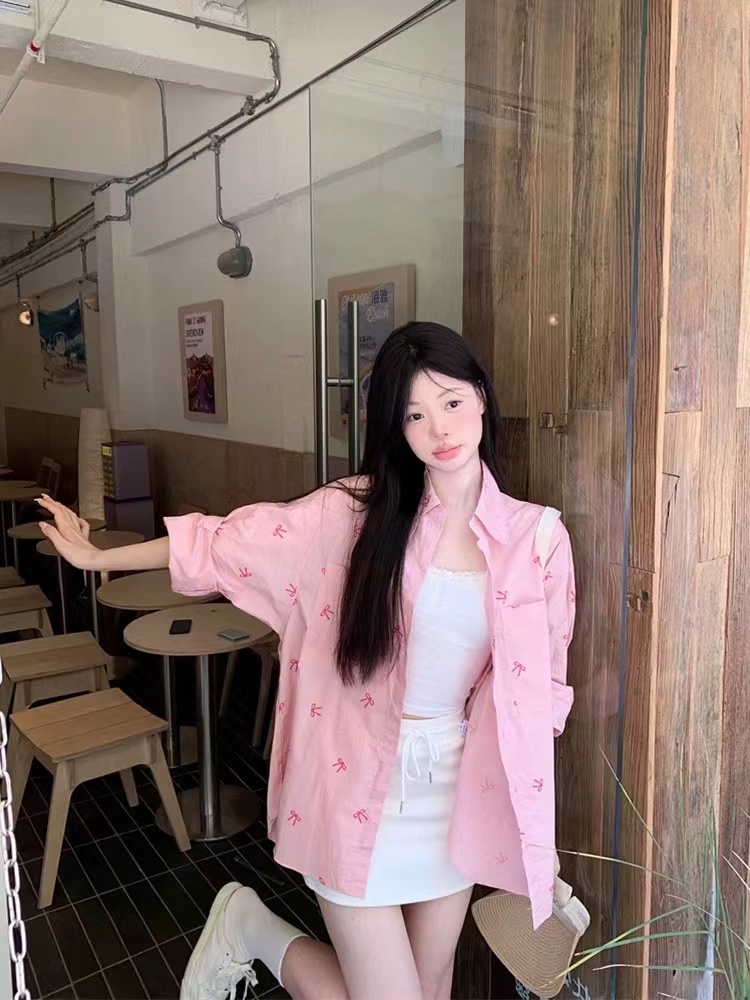 핑크색 나비 매듭 프린트 긴팔 여성 셔츠 여름 새로운 달콤함 자외선 차단 루즈핏 중간 길이 오픈 가디건 맨위 트렌디