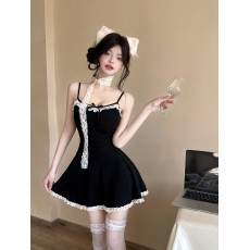 批发实拍法式小香风蕾丝花边蝴蝶结V领收腰吊带连衣裙显瘦气质小黑裙