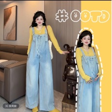 批发2026春季新款<b class='q'>孕妇</b><b class='q'>牛仔</b>背带裤时尚套装气质韩版打底上衣两件套