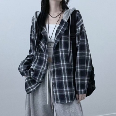批发<b class='q'>韩版</b>春秋磨毛格子连帽衬衫oversize懒惰风休闲宽松防晒衣外套女