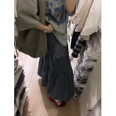 批发2025韩版宽松显瘦方格松紧中长款复古女士半身裙