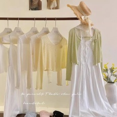 批发法式玫瑰冰丝<b class='q'>针织</b>衫防晒开衫女木耳边薄款新中式圆领外搭披肩外套