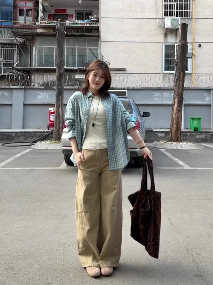 정가 재고 있음 카키 색 하이웨이스트 낫 넓은 다리 청바지 여성 봄 루즈핏 슬림해 보이는 배 모양 몸 롱 바지