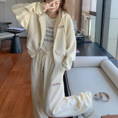 批发已出货运动炸街卫衣套装女春秋<b class='q'>冬</b>季新款奶系小个子两件套减龄洋气