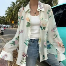 批发碎花衬衫女懒惰风开衫韩版春季薄款防晒衣外套宽松时尚上衣外套