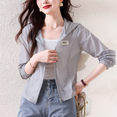 批发实拍夏天防晒衣服衫短款薄外套女春秋2025新款修身韩版百搭休闲