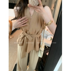 批发MUKOK 婉约派~设计感V领气天丝上衣薄款<b class='q'>清凉</b>小众款无袖气质<b class='q'>雪纺衫</b>