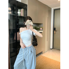 批发实价实拍 露肩T恤扭结<b class='q'>短款</b>斜肩上衣+灰色抽绳卫裤垂感阔腿长裤