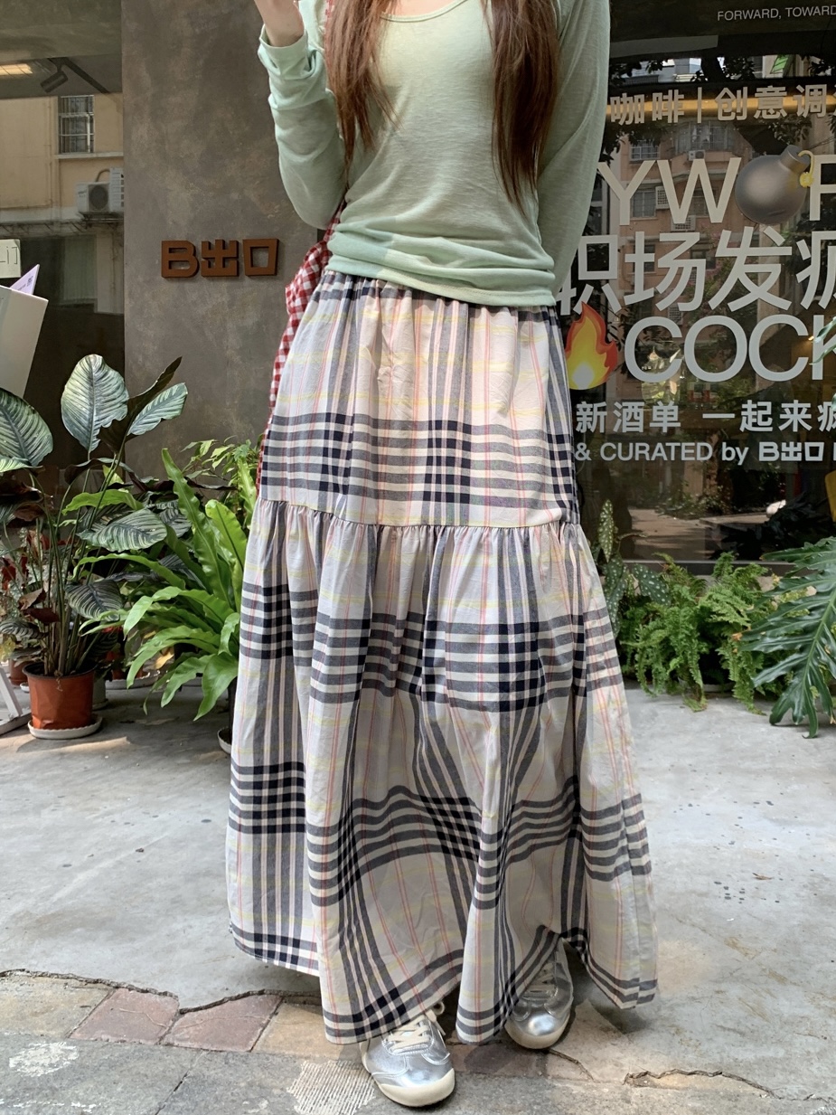实拍实价 新款韩系复古格纹拼接中长款松紧腰百搭垂坠感A字半身裙