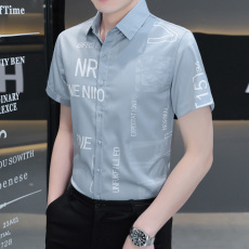 批发轻<b class='q'>商务</b>夏季新款男士短袖衬衫韩版潮流帅气修身衬衣青年休闲寸衫
