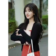 批发偷偷藏不住<b class='q'>同款</b>衣服薄款空调衫冰丝针织开衫女夏上衣冰丝防晒外搭
