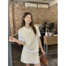 批发实拍~大码女装休闲连帽宽松遮肉假两件短袖上衣＋直筒半身短裙