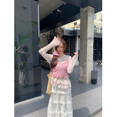 批发实拍实价~甜美粉色针织马甲背心女外搭无袖打底毛衣奶乖减龄T恤衫