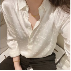 批发法式复古字母提花缎气质高JI感暗纹<b class='q'>桑蚕丝</b>真丝衬衫