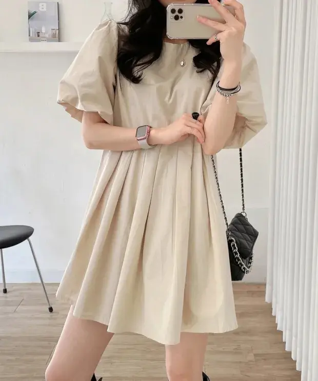 퍼프소매 라운드넥 백주름 원피스 상세 이미지 20