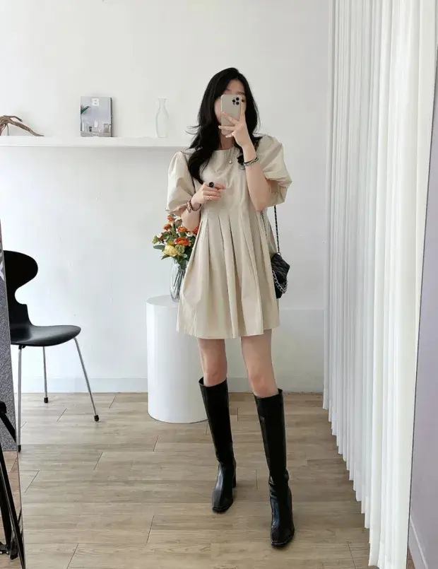 퍼프소매 라운드넥 백주름 원피스 상세 이미지 21