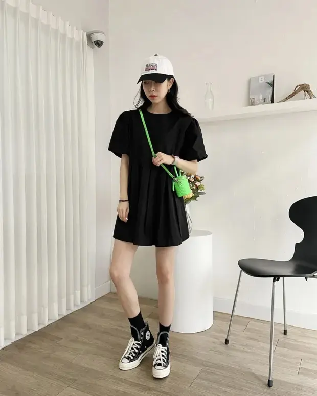 퍼프소매 라운드넥 백주름 원피스 상세 이미지 37